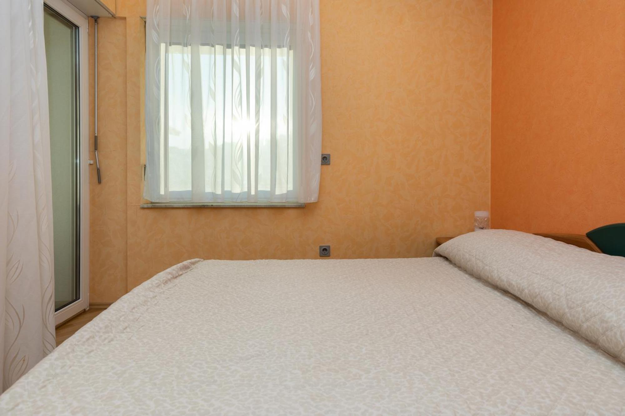 Apartments By The Sea Duce, Omis - 5973 Zimmer foto